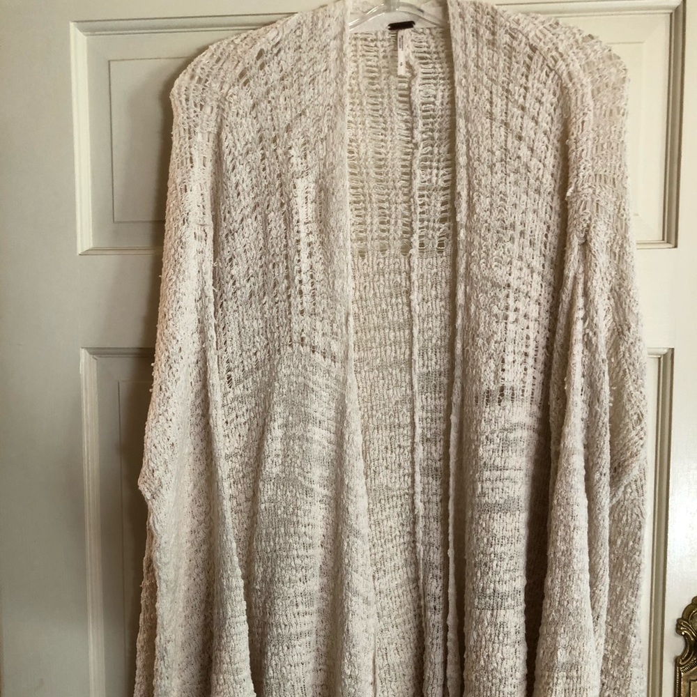 Free People light weight cardigan NWOT